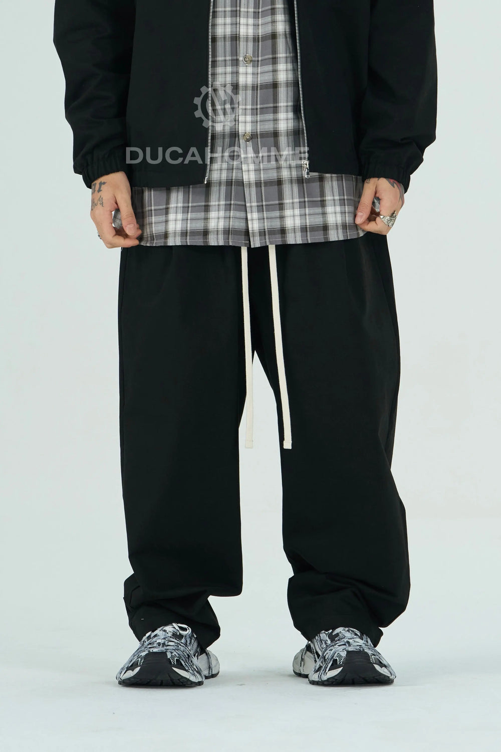 Pantaloni Uomo Duca Homme Baggy in Tessuto Misto Cotone Marrone Duca Homme