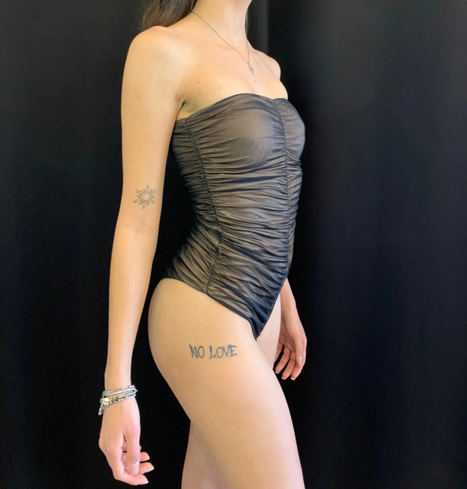 COSTUME INTERO F**K (9219906273607)