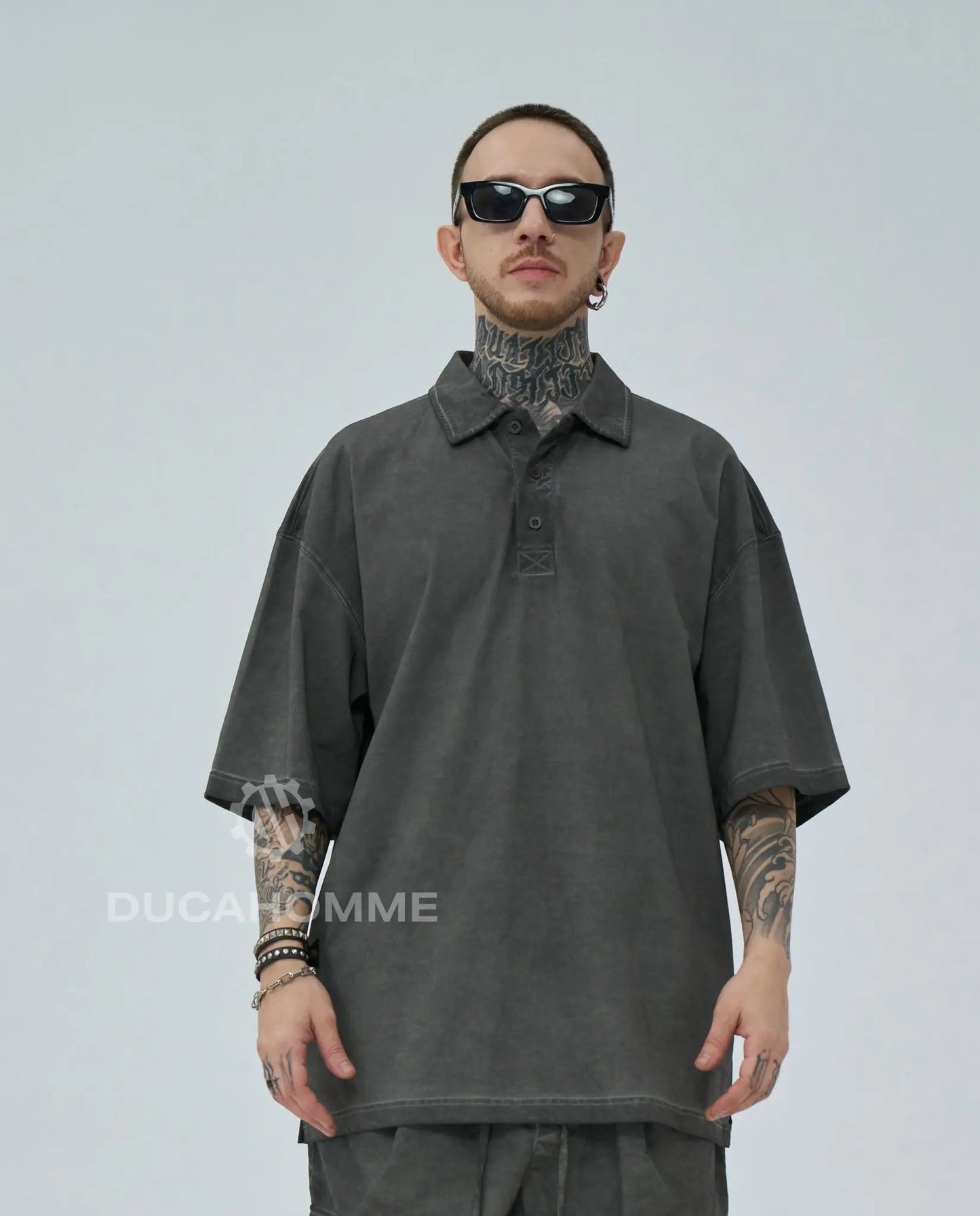 polo oversize grigio collo bottoni effetto lavato duca homme