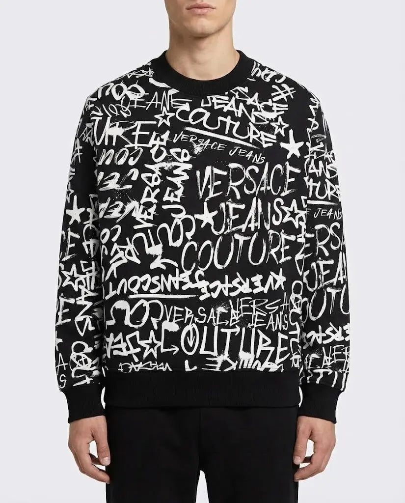 Felpa Versace Jeans Couture Uomo | Logo Graffiti Oversize | Nero Versace Jeans